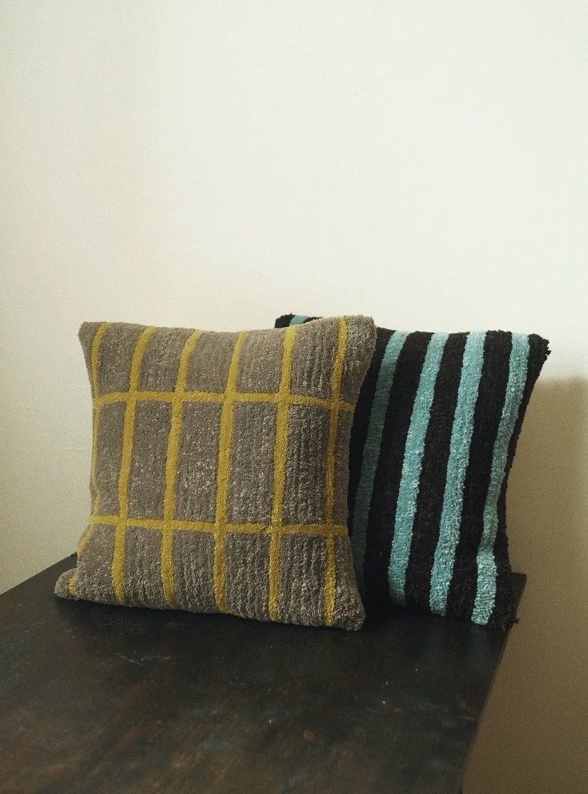 Cushion 005 by Pieces.OTD