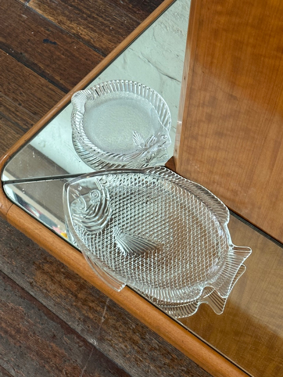 Vintage Anchor Hocker Glass Fish Plate