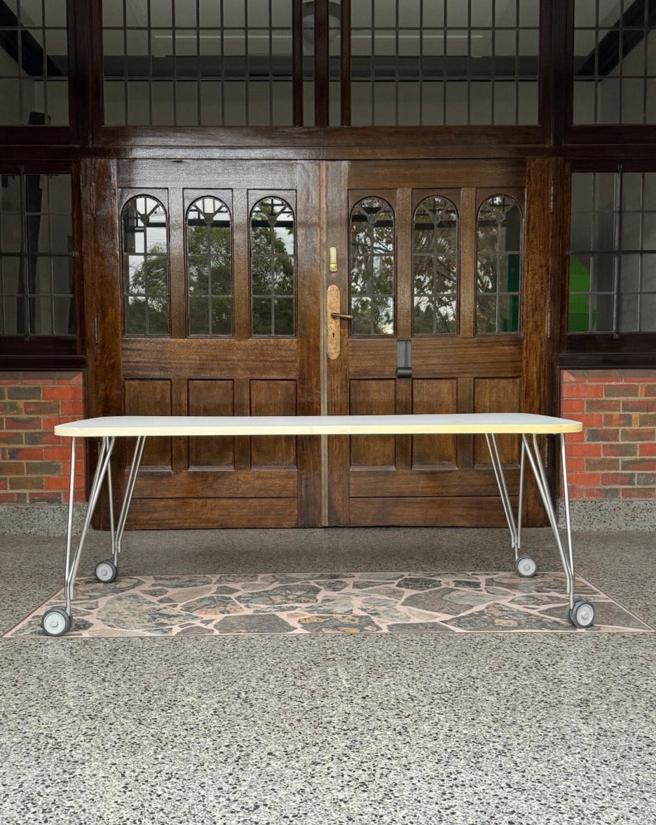'Max' Table for Kartell