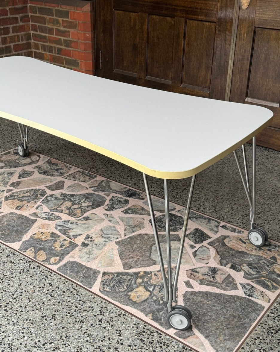 'Max' Table for Kartell