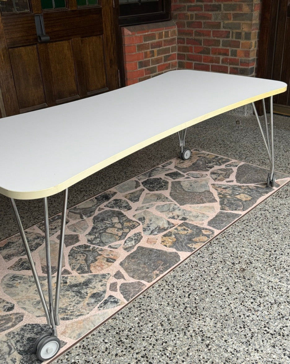 'Max' Table for Kartell