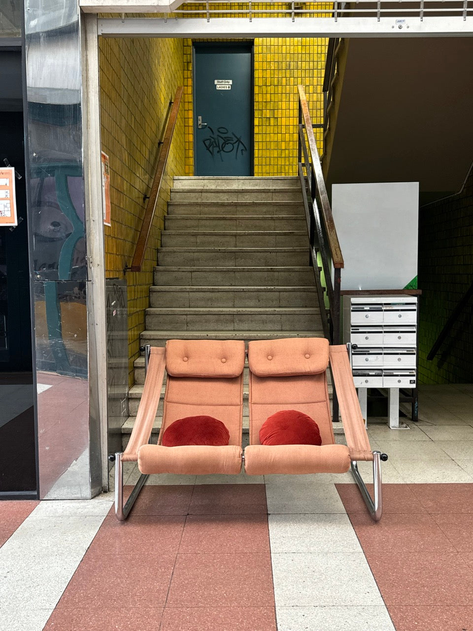 Vintage Sling 2 Seater by Pluto