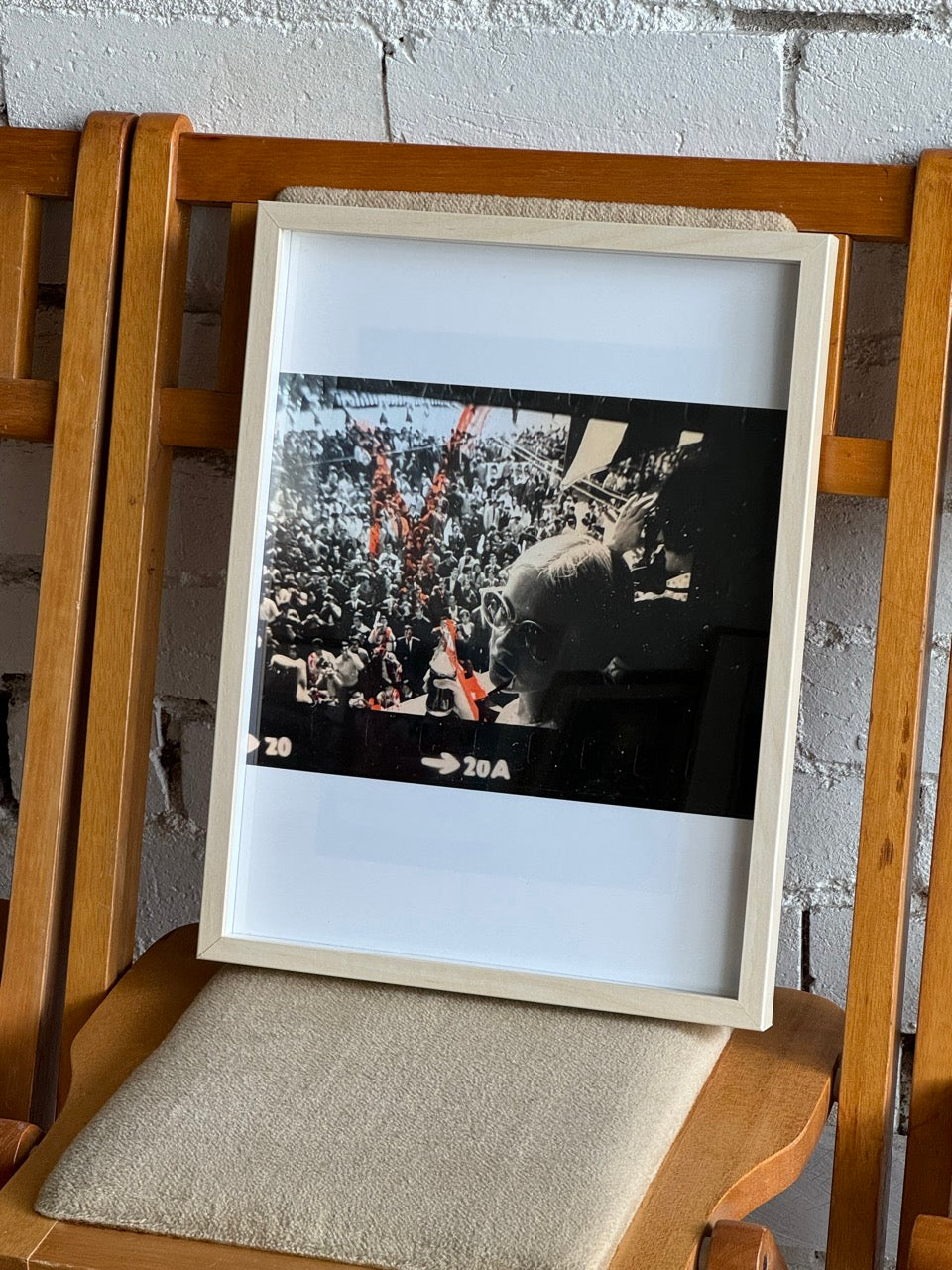 Twiggy in Japan, 1967 by Monty Coles