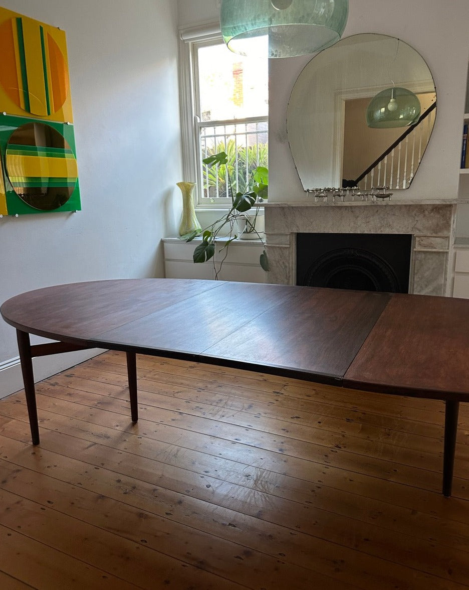 Dining table, Model 227 designed by Arne Vodder, Denmark, 1950s