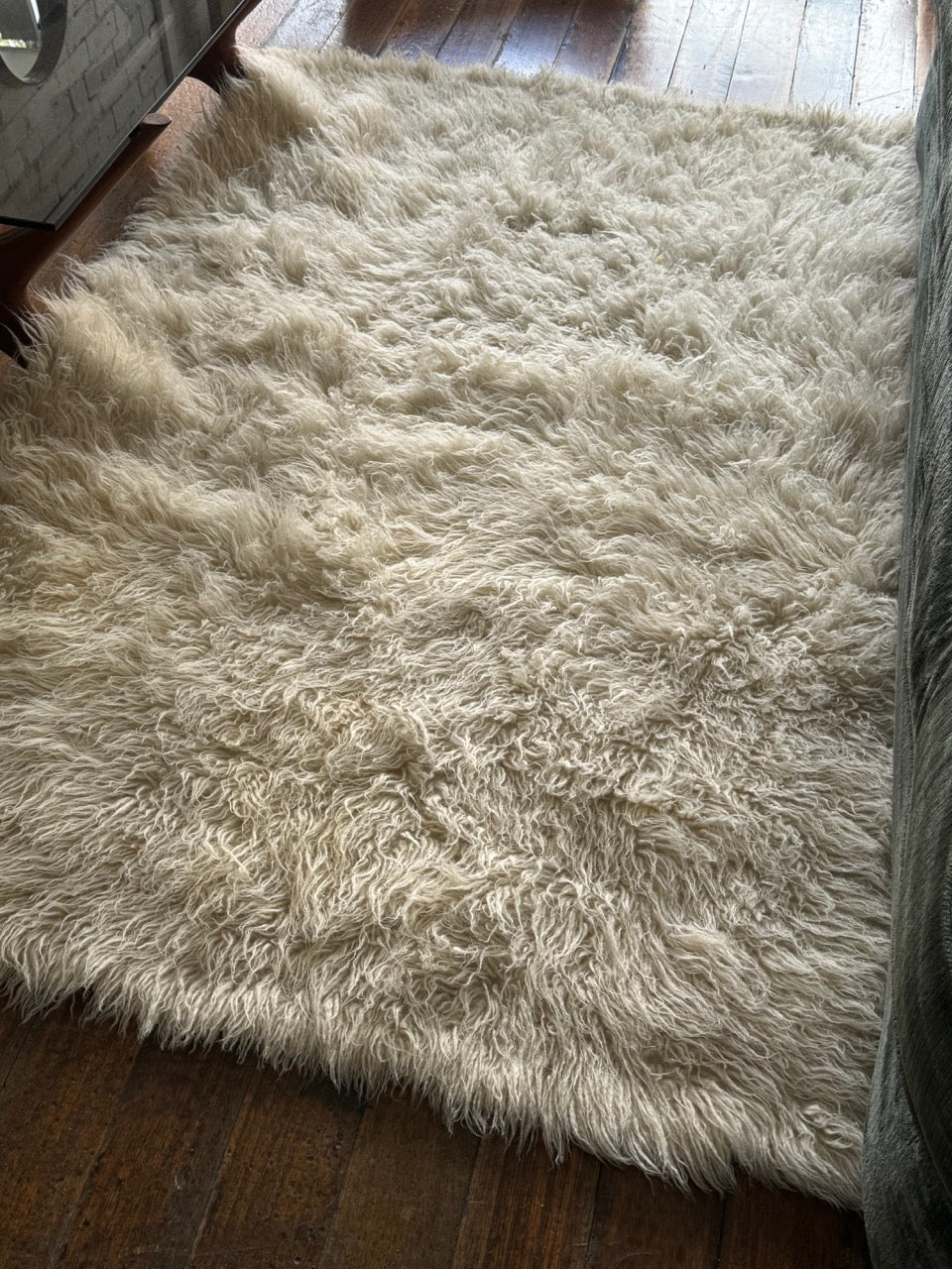 Vintage Cream Flokati Rug