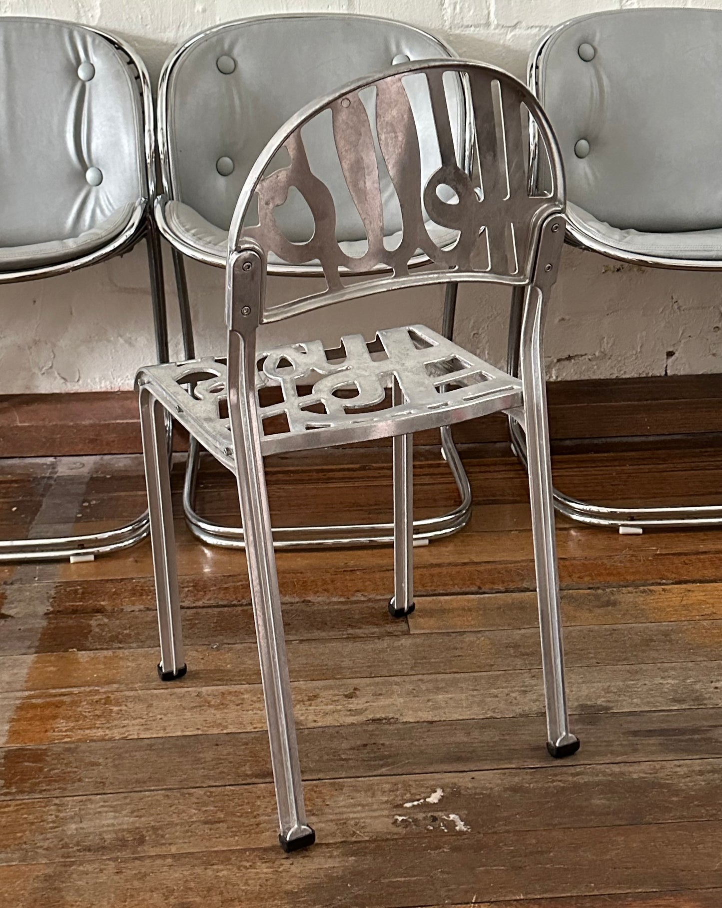 'Hello There' Chair