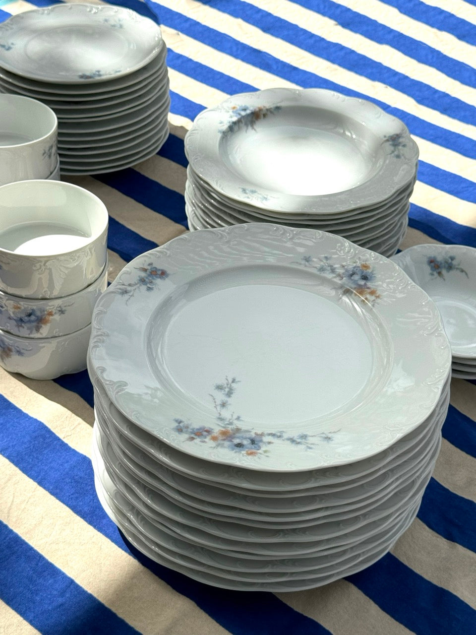 Rosenthal Belvedere Classic Rose Dinner Set