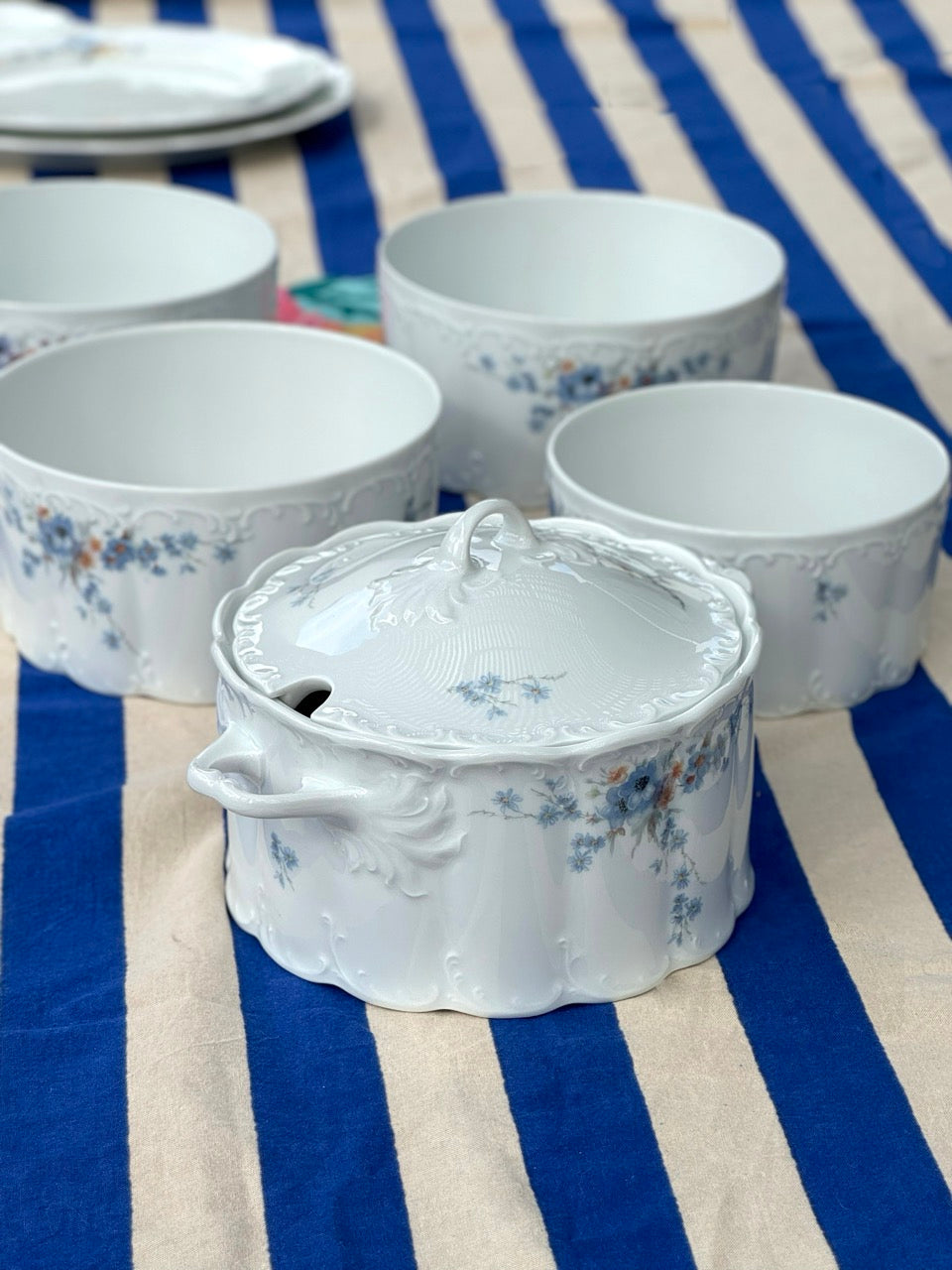 Rosenthal Belvedere Classic Rose Dinner Service Set – Didi and Dora