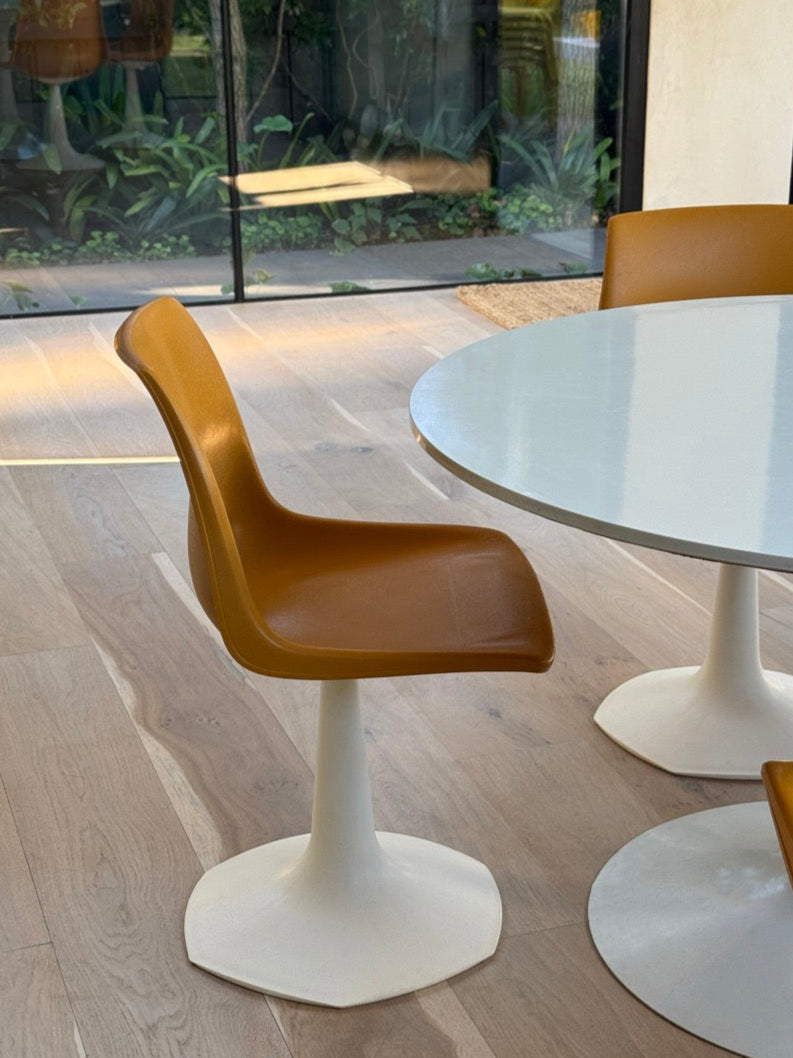 Set of 4 Sebel Hobnob Swivel Chairs