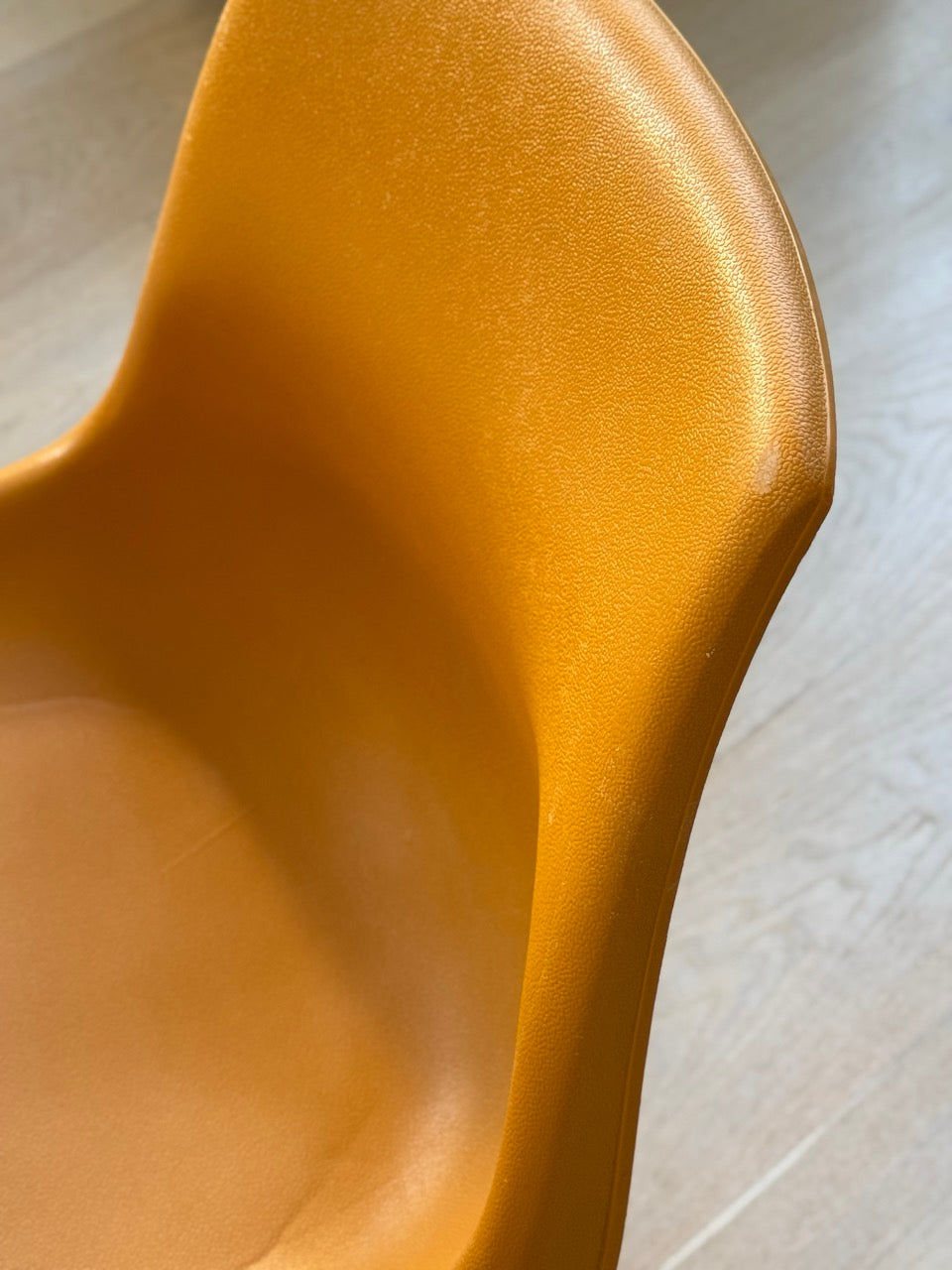 Set of 4 Sebel Hobnob Swivel Chairs