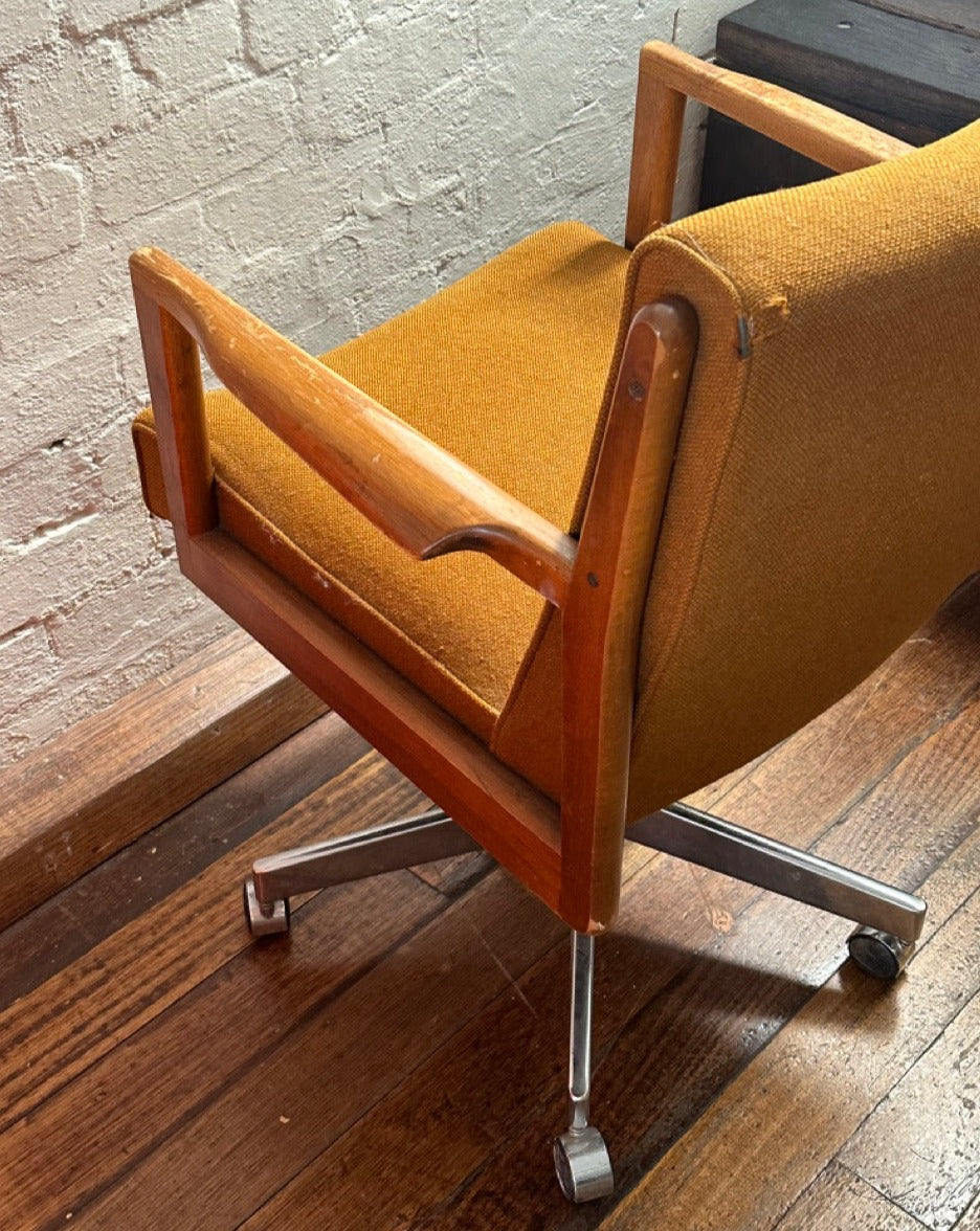 Mid Century Office Chair