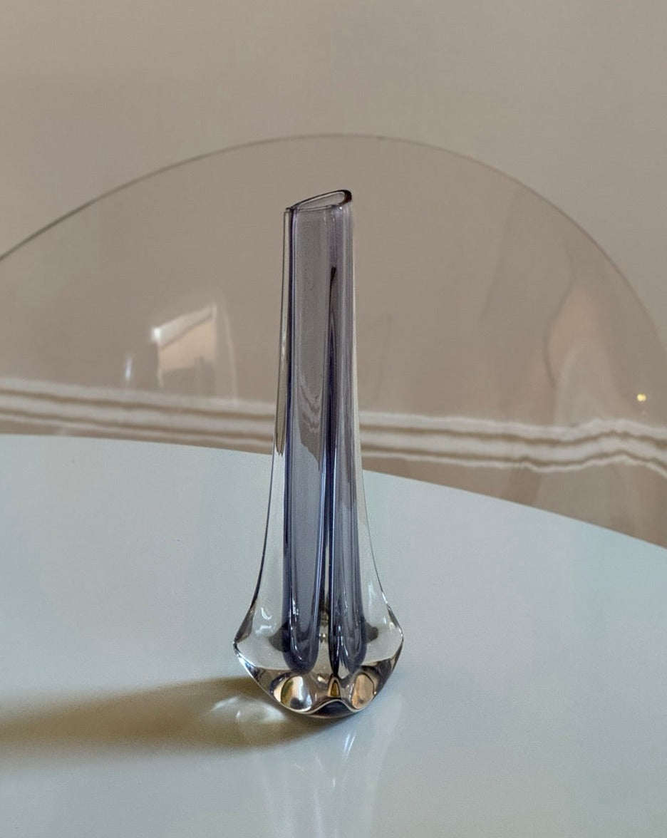 Three Kingfisher Whitefriars 'Tricorn' Stem Vases