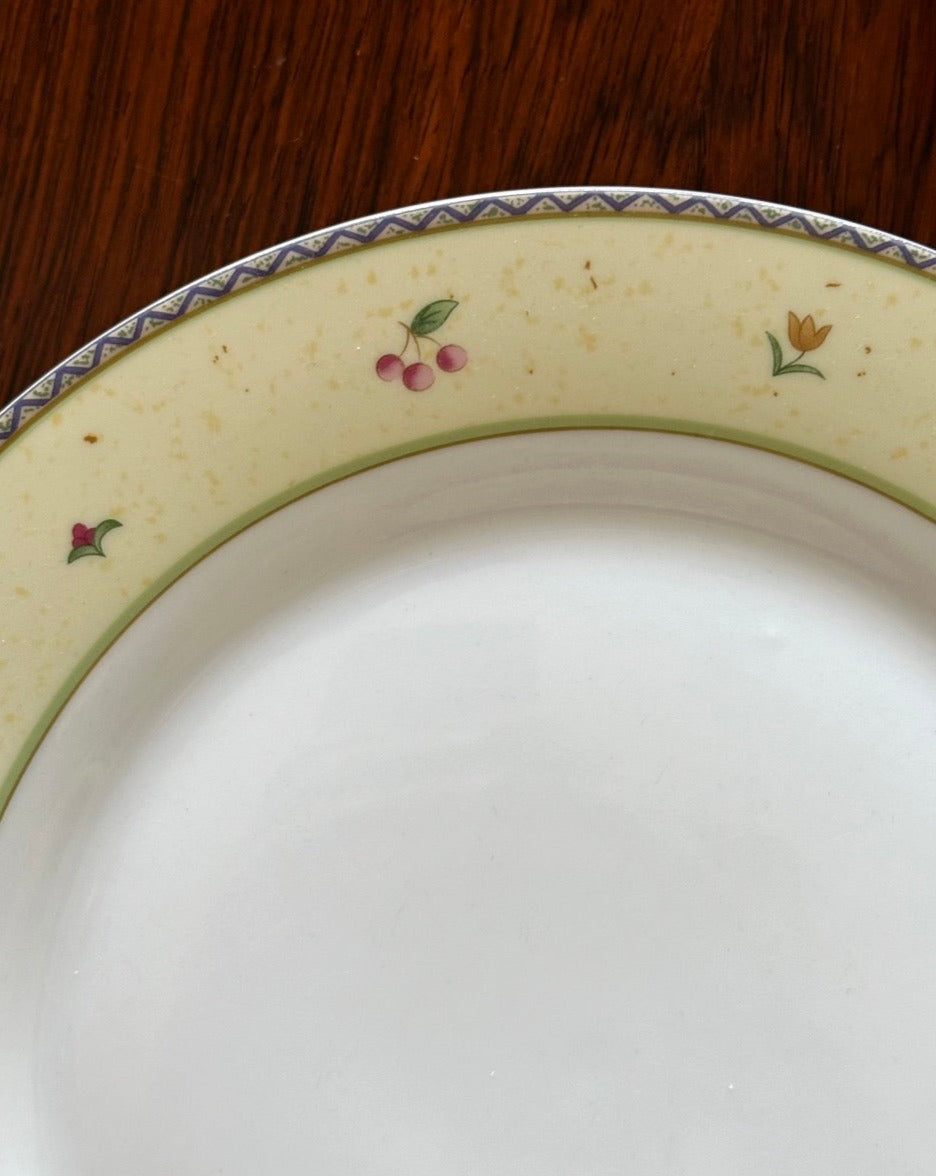 Trisa Dinner Set