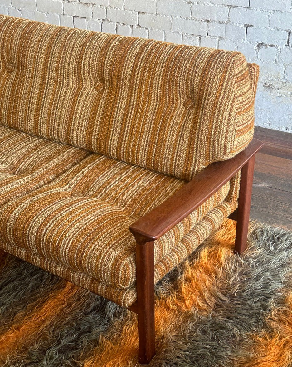 Tessa T1 Sofa