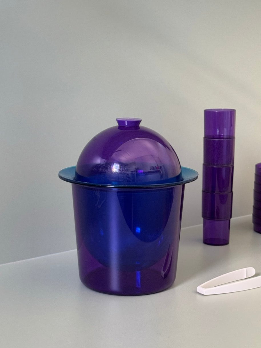 Decor Drinks Cooler, Cups and Plates