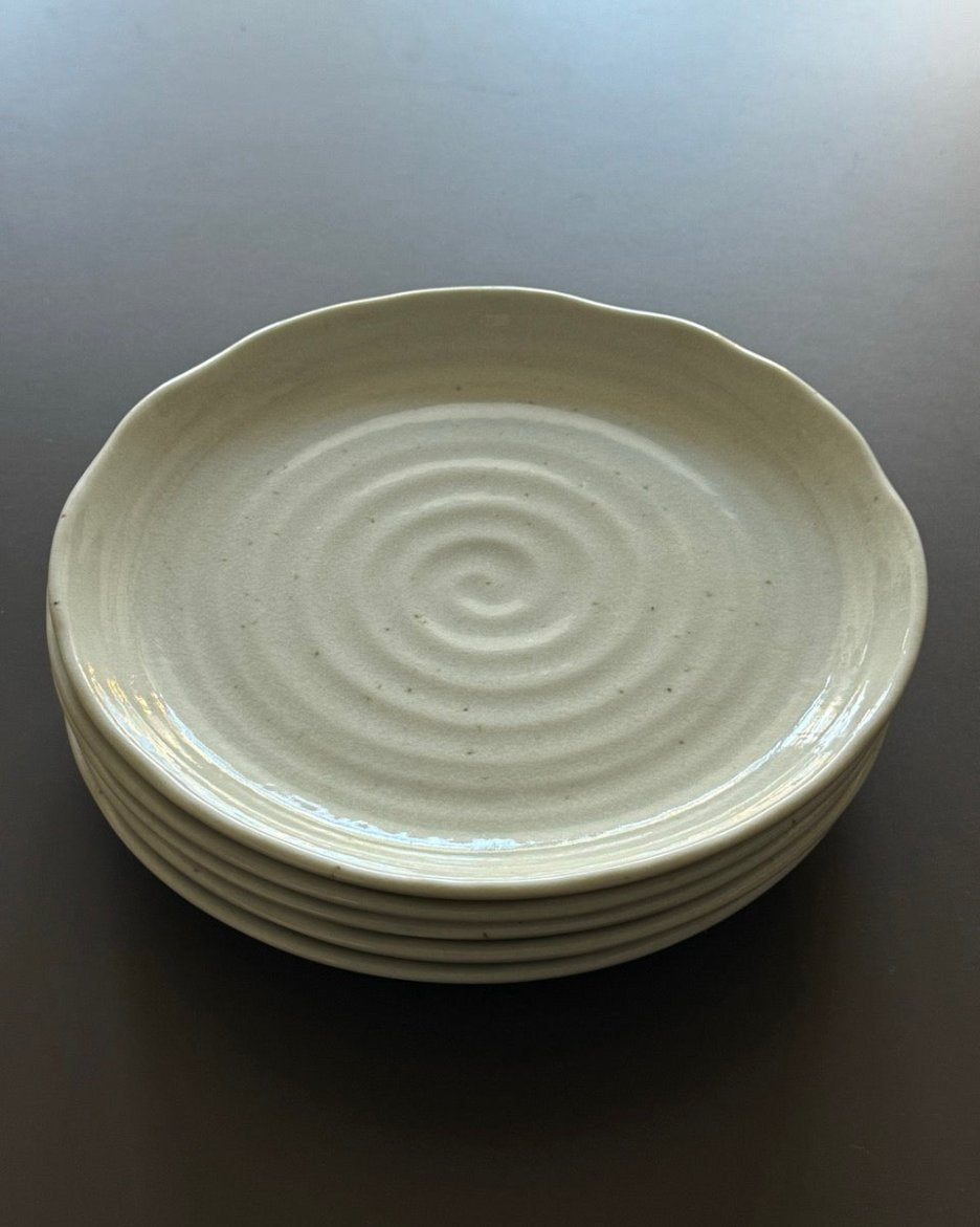 Set of 5 Ceramic Plates