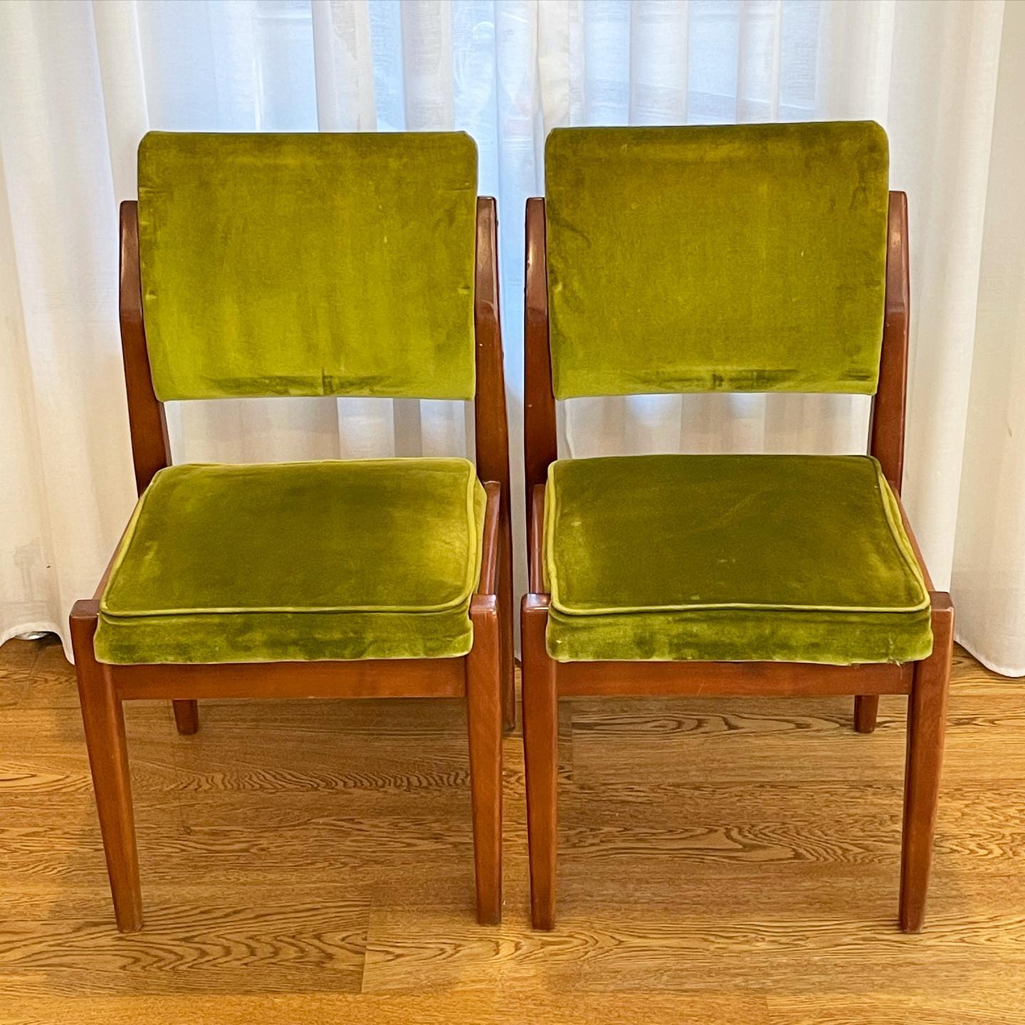 Teak and Green Velvet Dining set