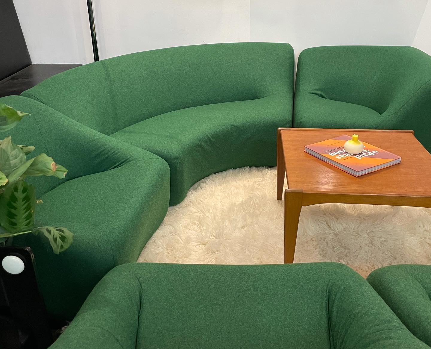 Featherston Numero VII Lounge