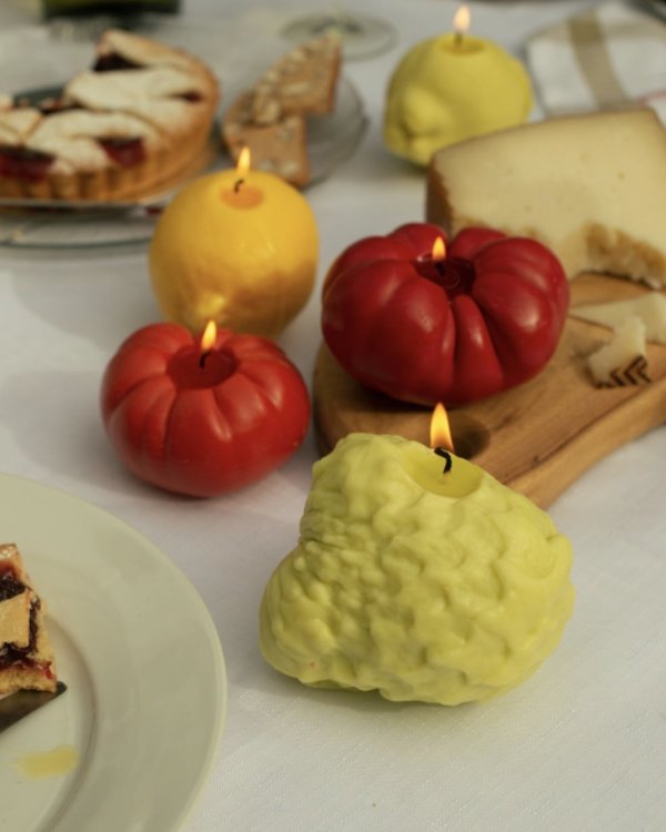 Large Tomato Candle by Nonna’s Grocer