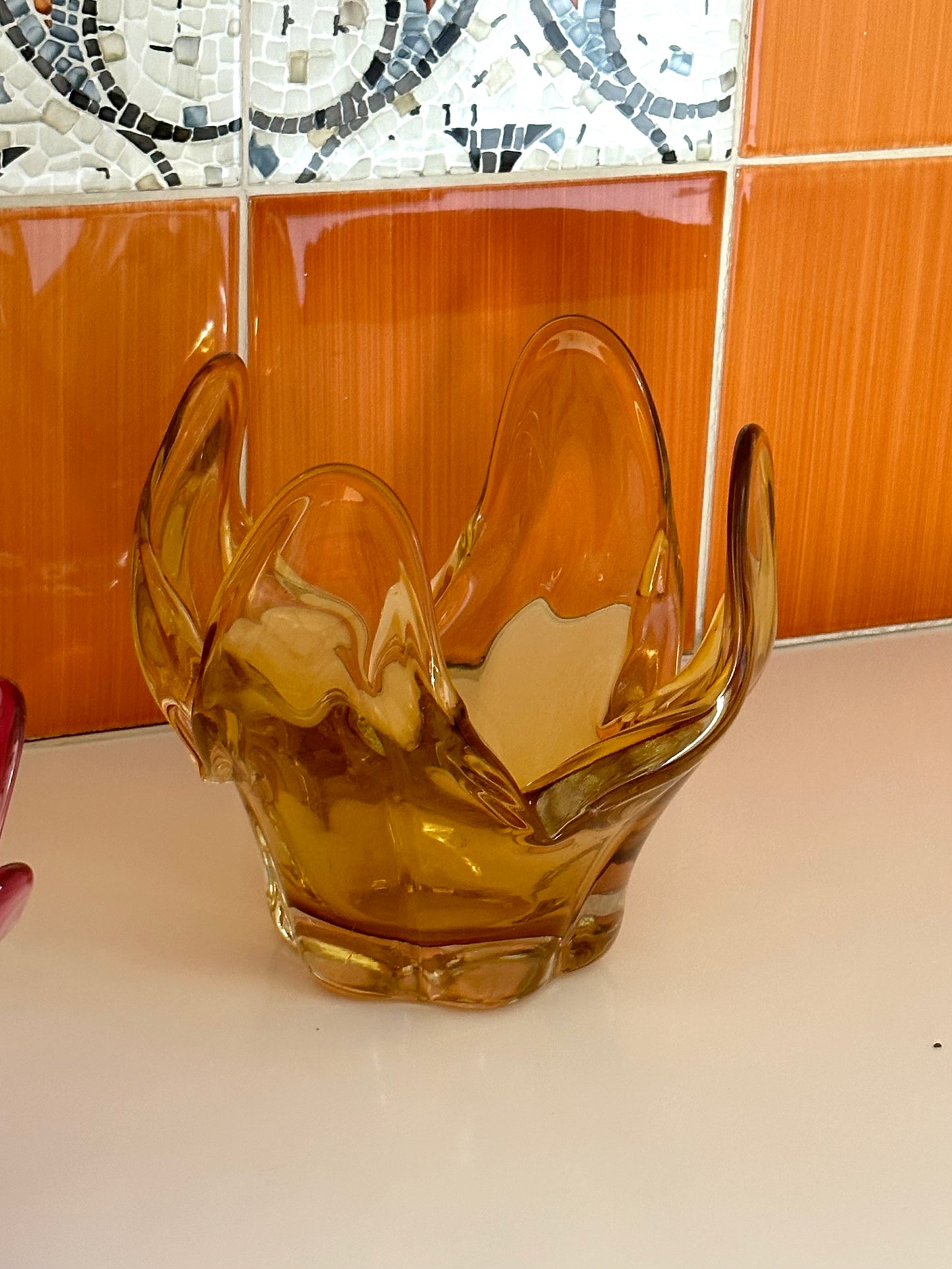 Vintage Art Glass Centrepiece