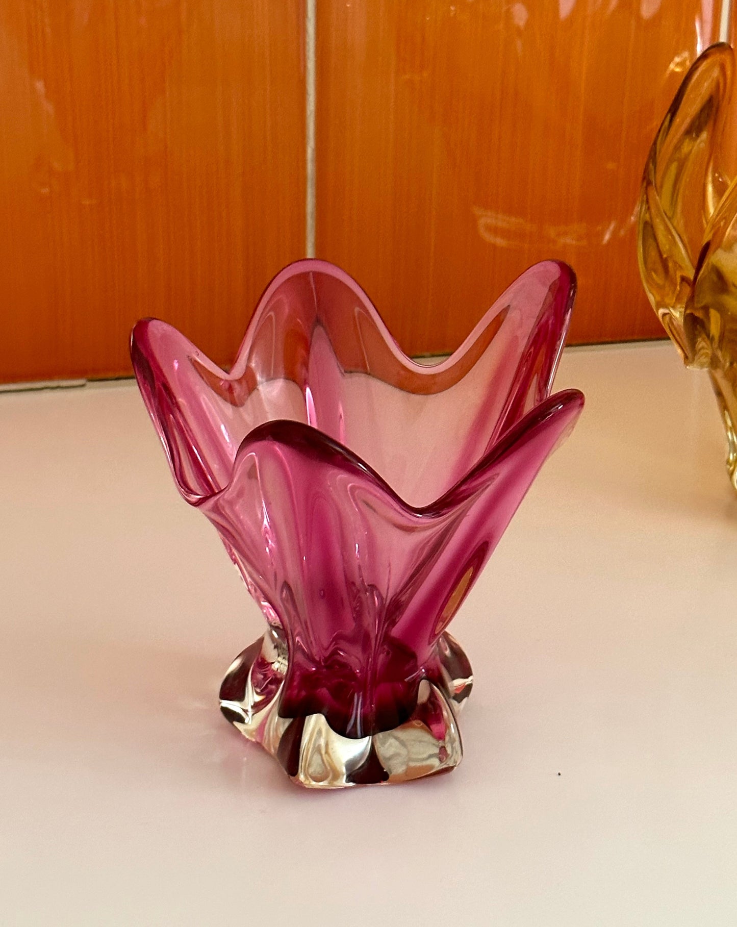 Vintage Art Glass Handkerchief Bowl