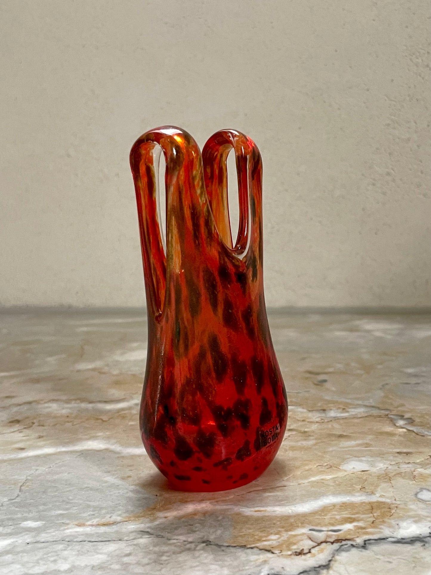 Swimsuit Vase for Kosta Boda in red/black leopard