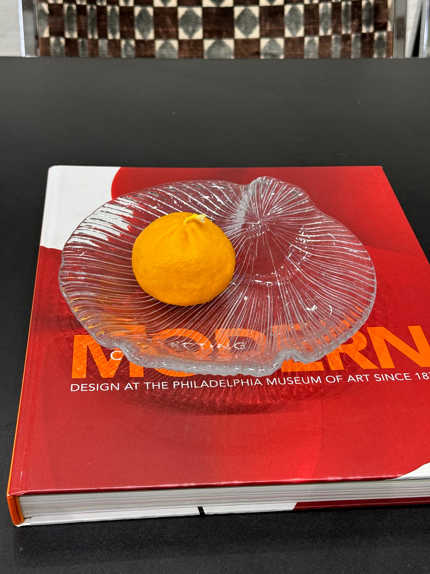 Ribbed Shell Plate