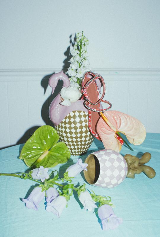 Swan Swan Vase