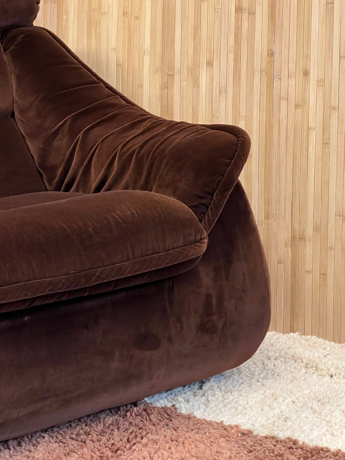 Eldon Design Velvet Armchair