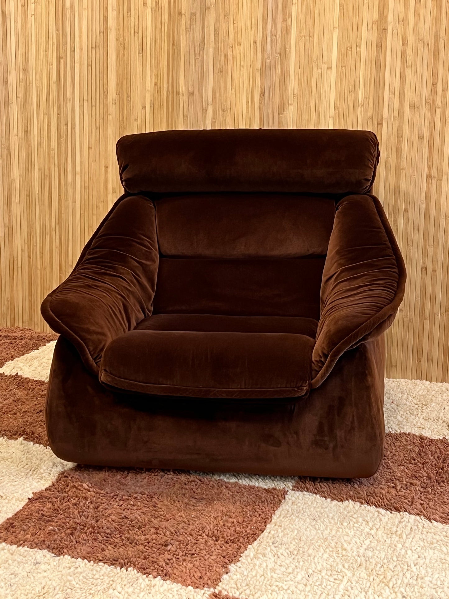 Eldon Design Velvet Armchair