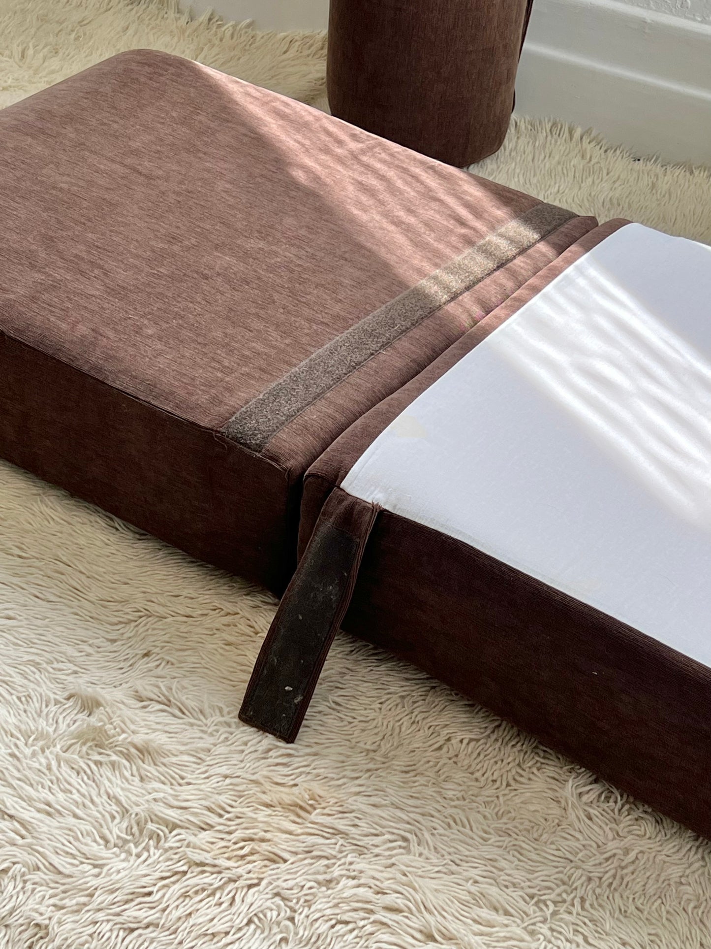 Retro Fold out Sofa Bed