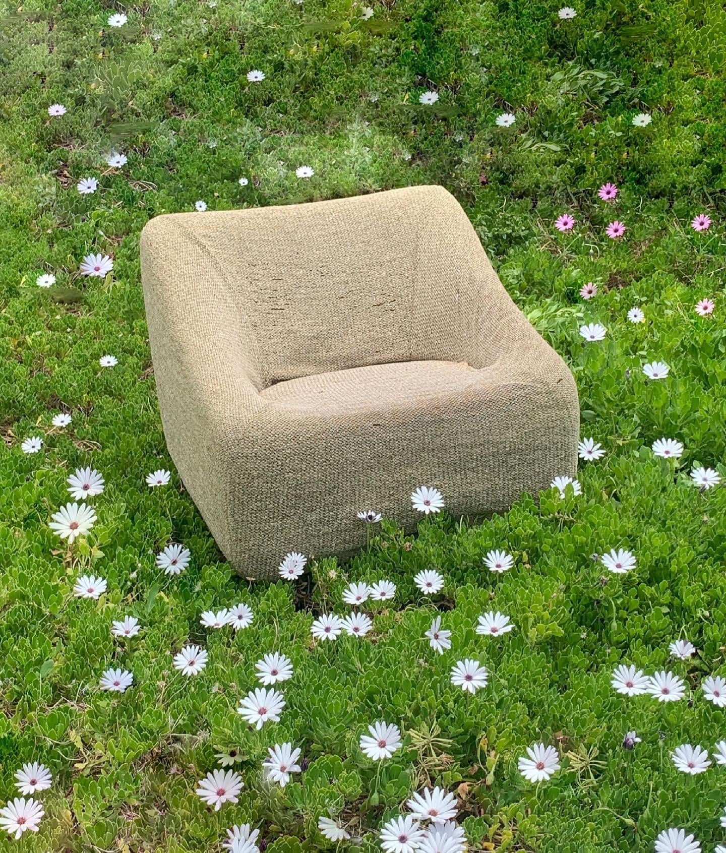 Featherston IV Armchair