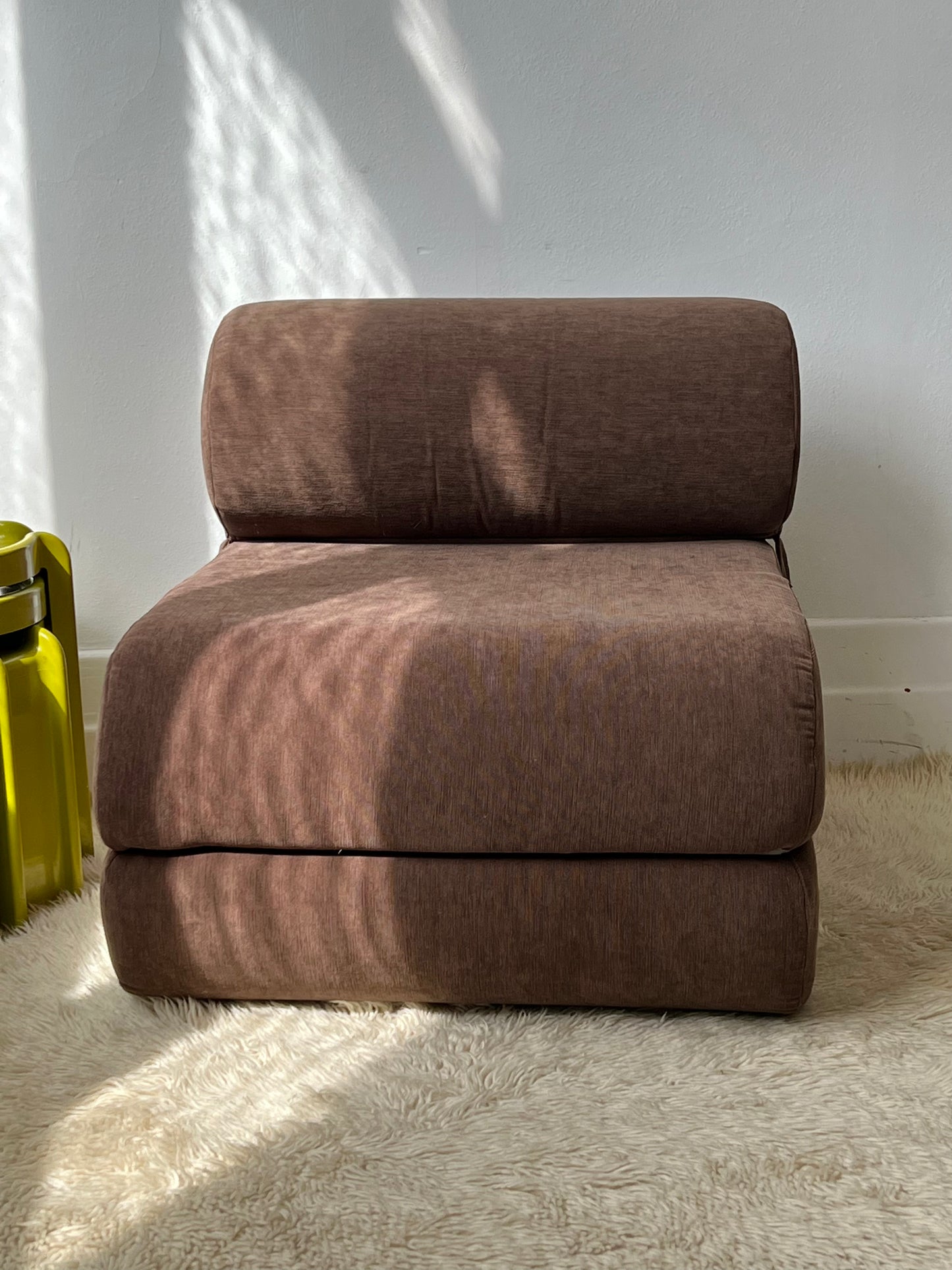 Retro Fold out Sofa Bed