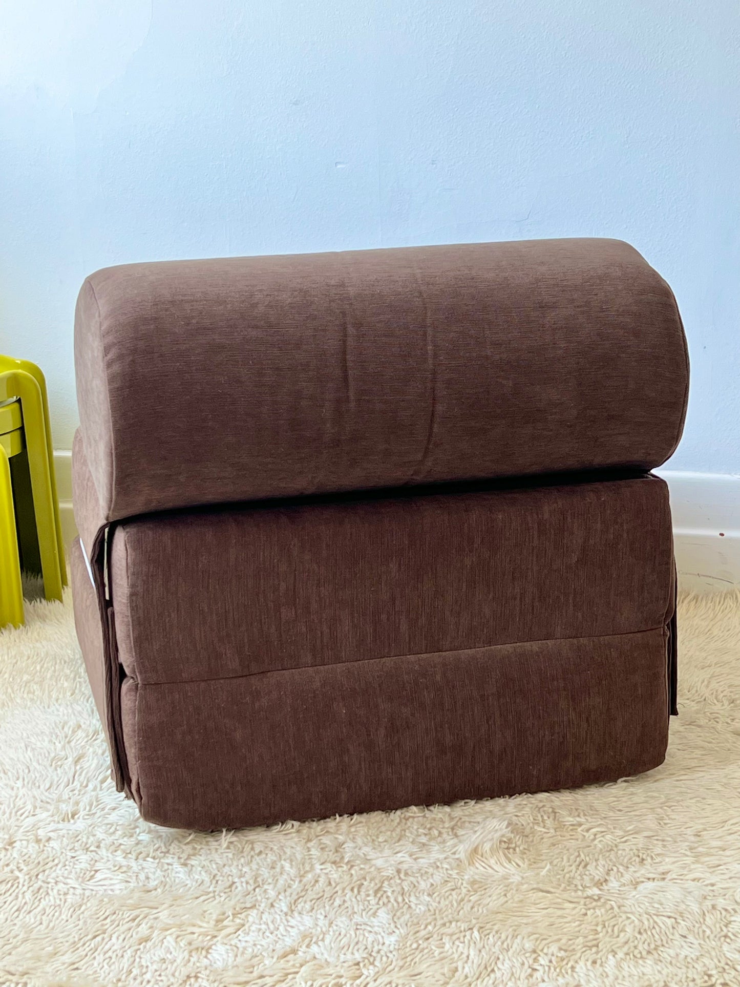 Retro Fold out Sofa Bed