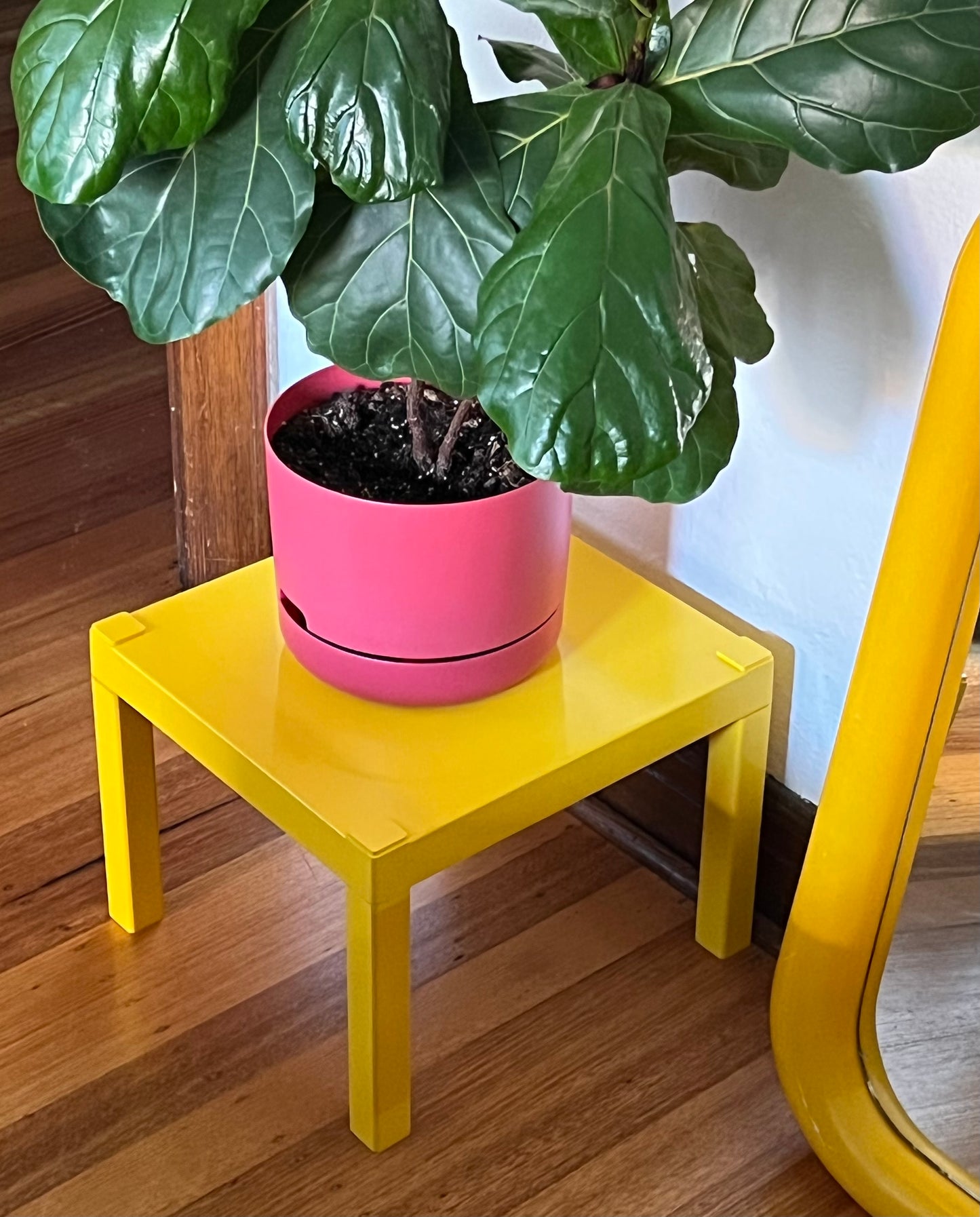 Plastic Stand by Sherman Shelving