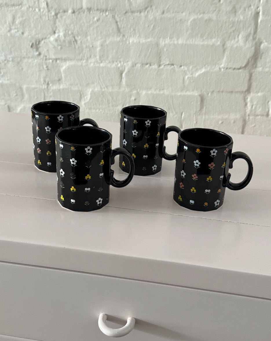 Set of 4 Japanese Mugs