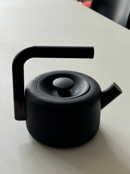 Fellow 'Clyde' Stovetop Kettle