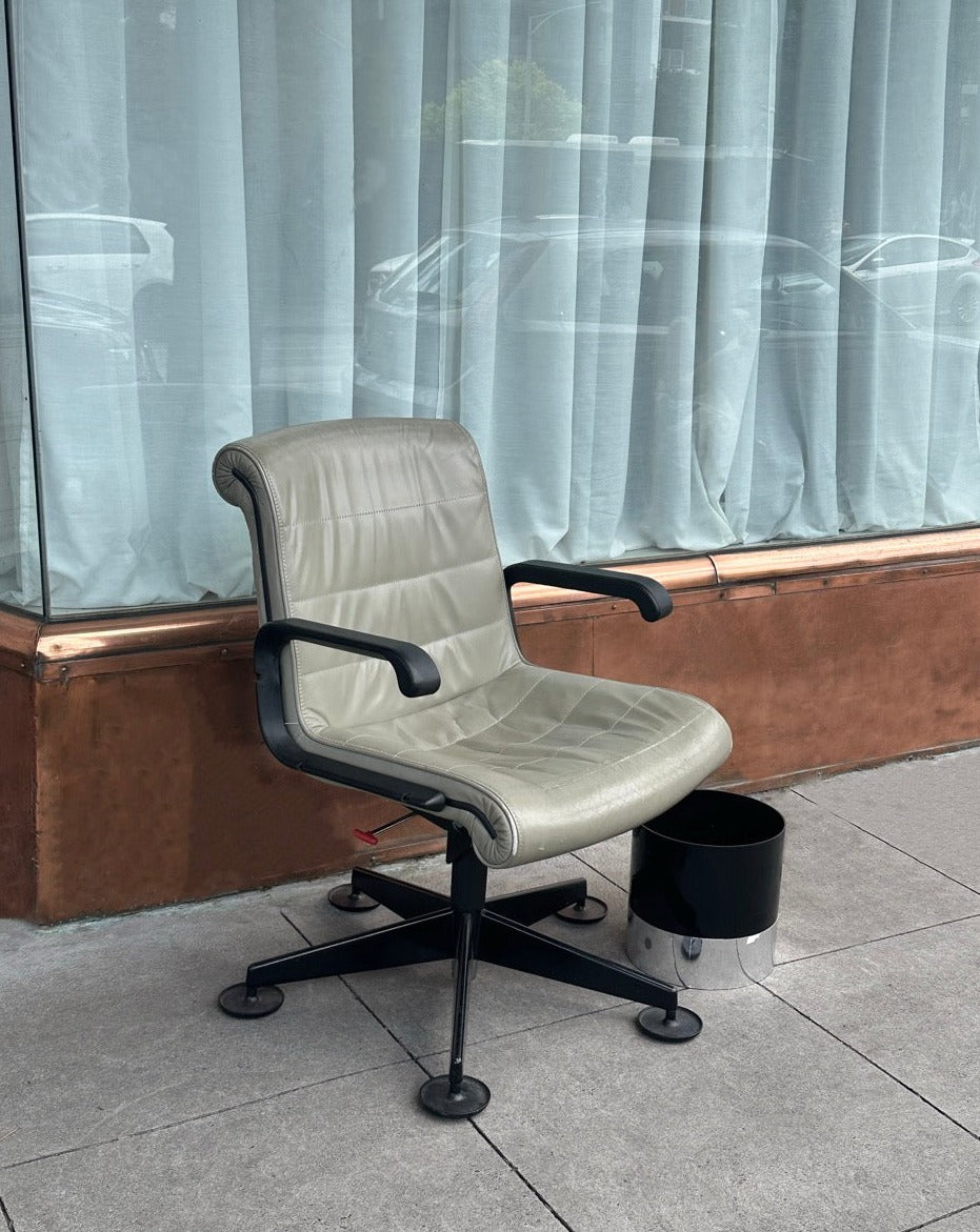 Executive Sapper Office Armchair