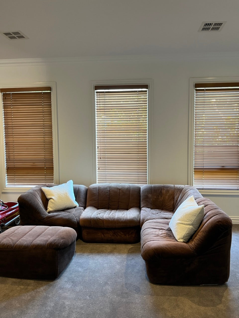 Featherston Numero VII Lounge
