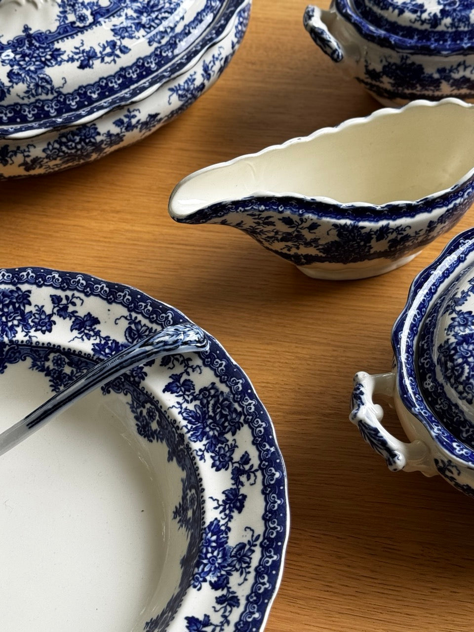 Antique Keeling & Co ‘Late Mayers’ Watford Patterned Serveware, United Kingdom, early 1900s