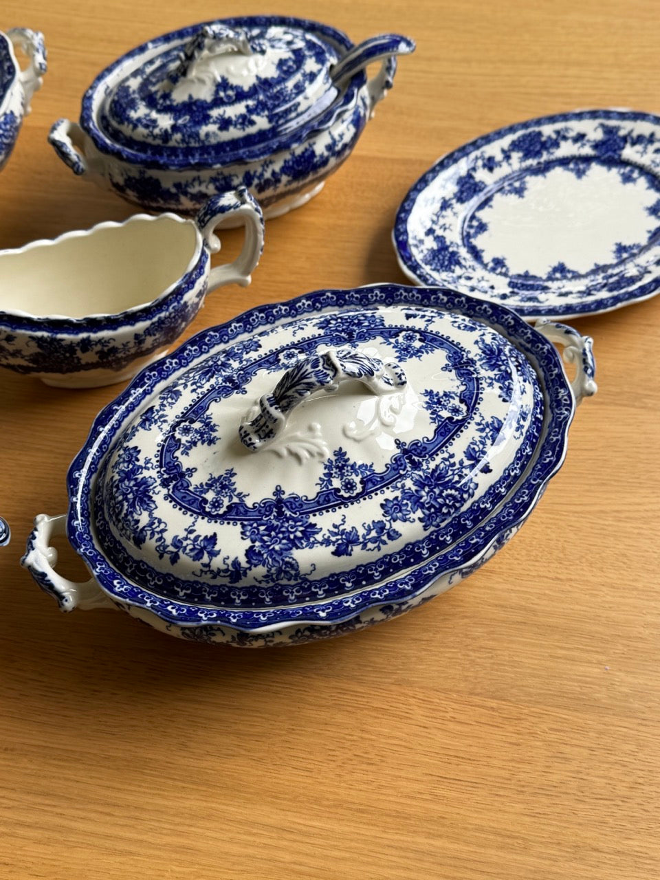 Antique Keeling & Co ‘Late Mayers’ Watford Patterned Serveware, United Kingdom, early 1900s