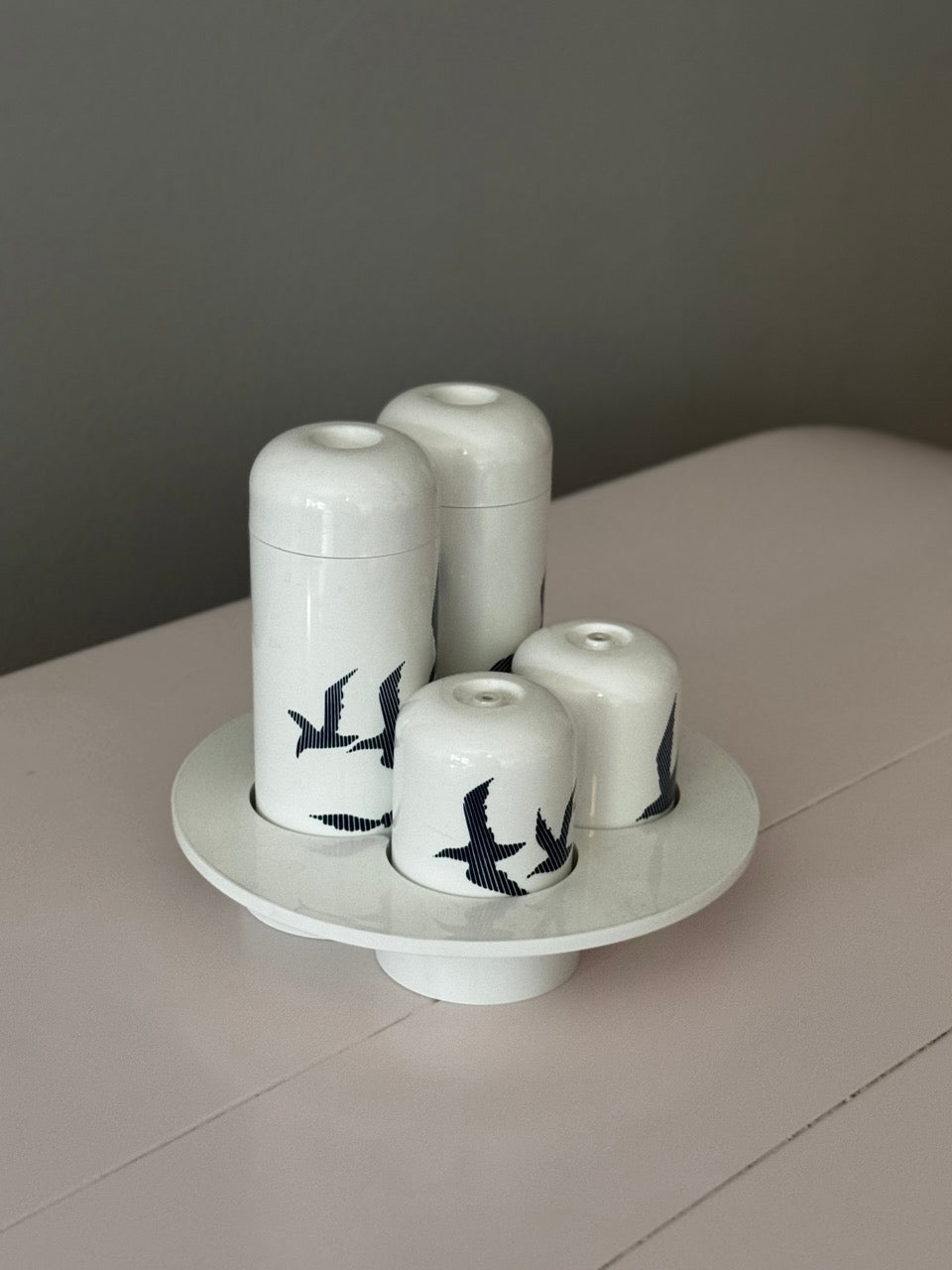 Guzzini 'Birds in Flight' Plastic Serveware Set, Italy, 1977