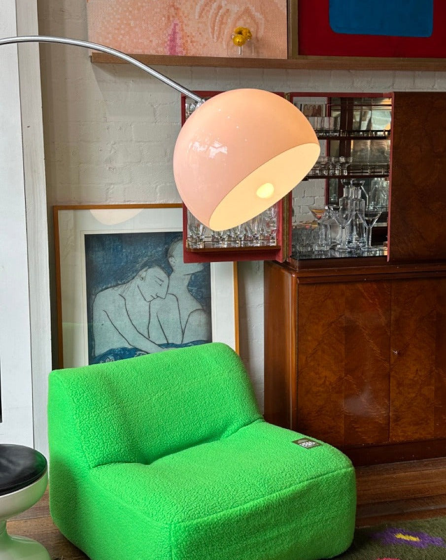 Lucci Avanti Series Arc Lamp Didi and Dora