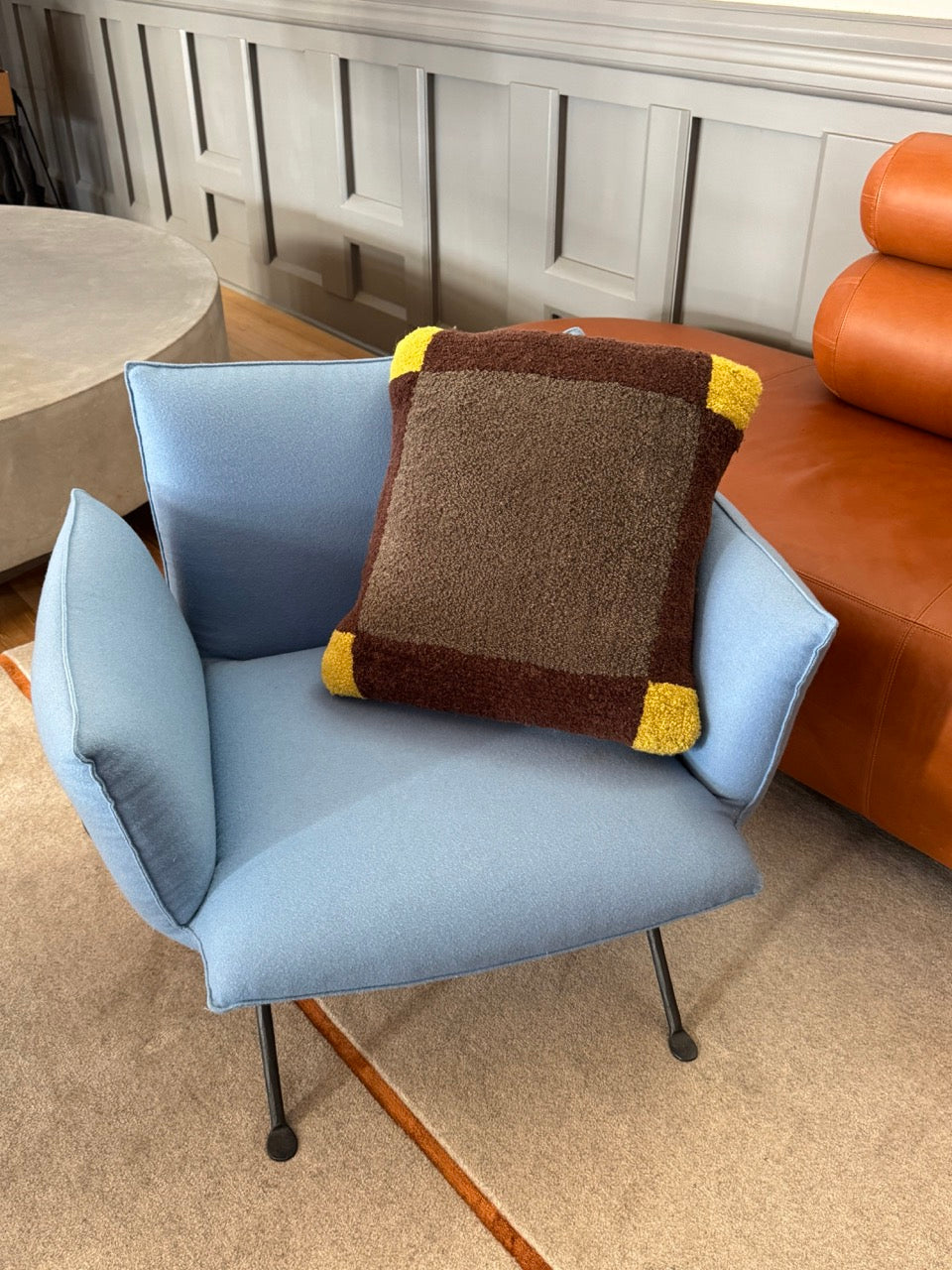 Cushion 002 by Pieces.OTD