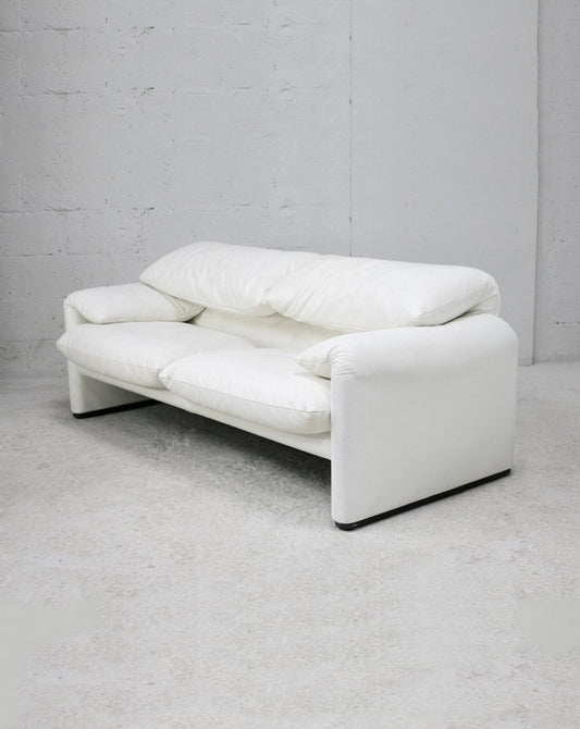 Maralunga Sofa by Vico Magistretti