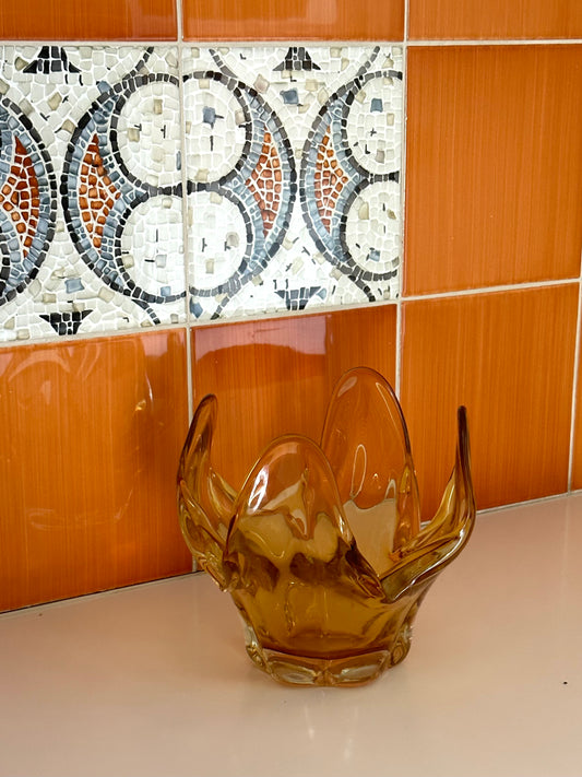 Vintage Art Glass Centrepiece