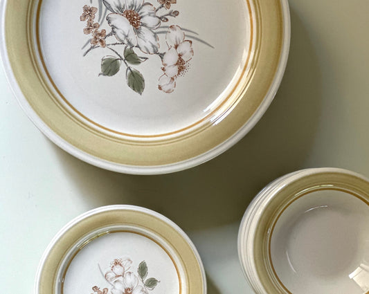 Dinnerware Set, Japan