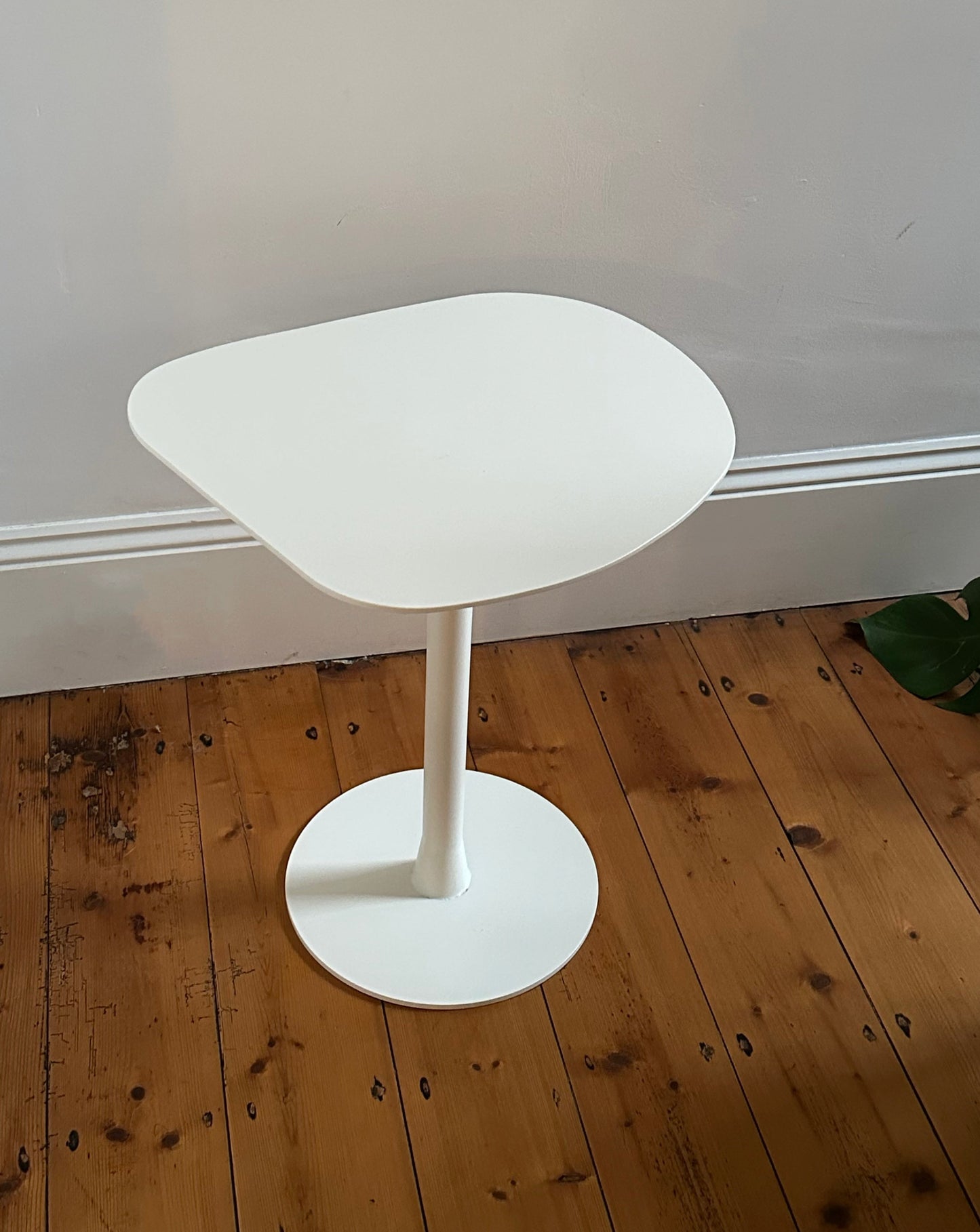 White tulip side table