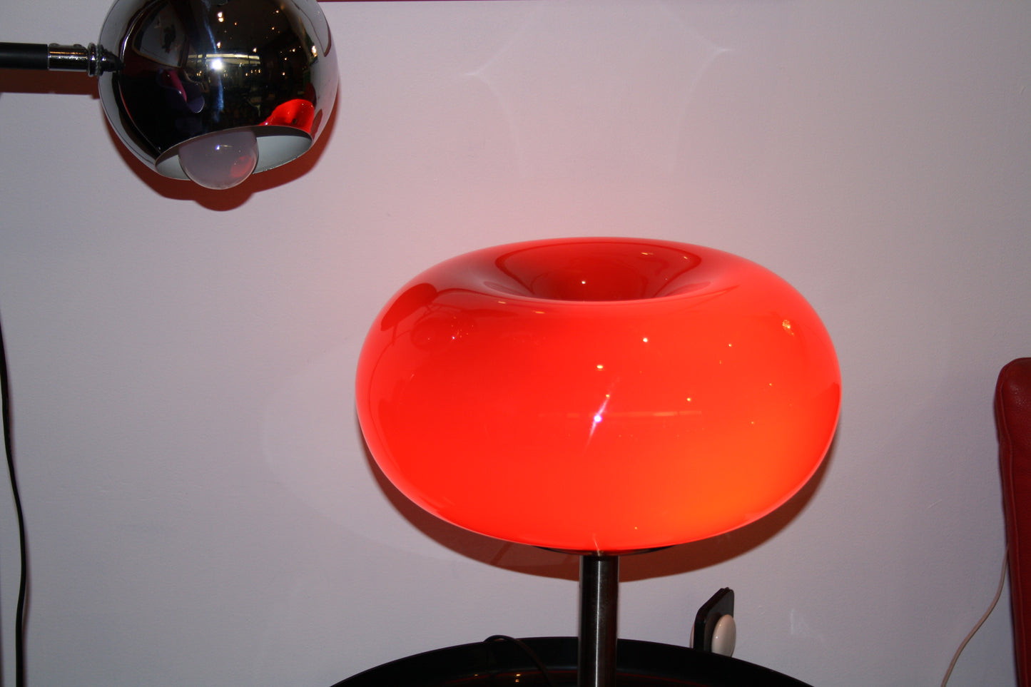 Donut Red Glass Lamp