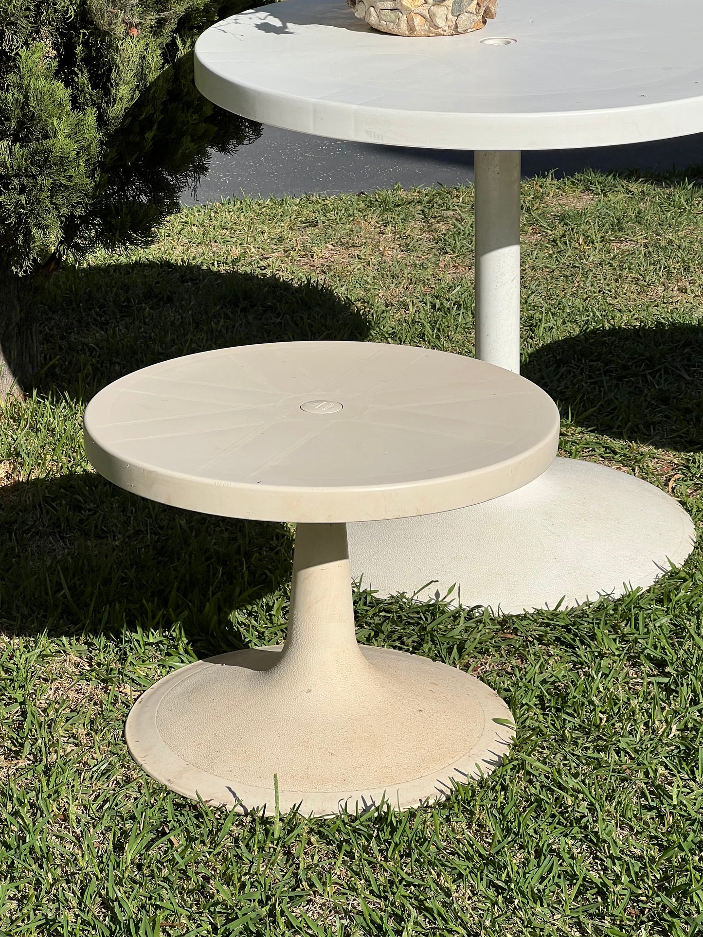 Sebel Outdoor Tulip Dining Set